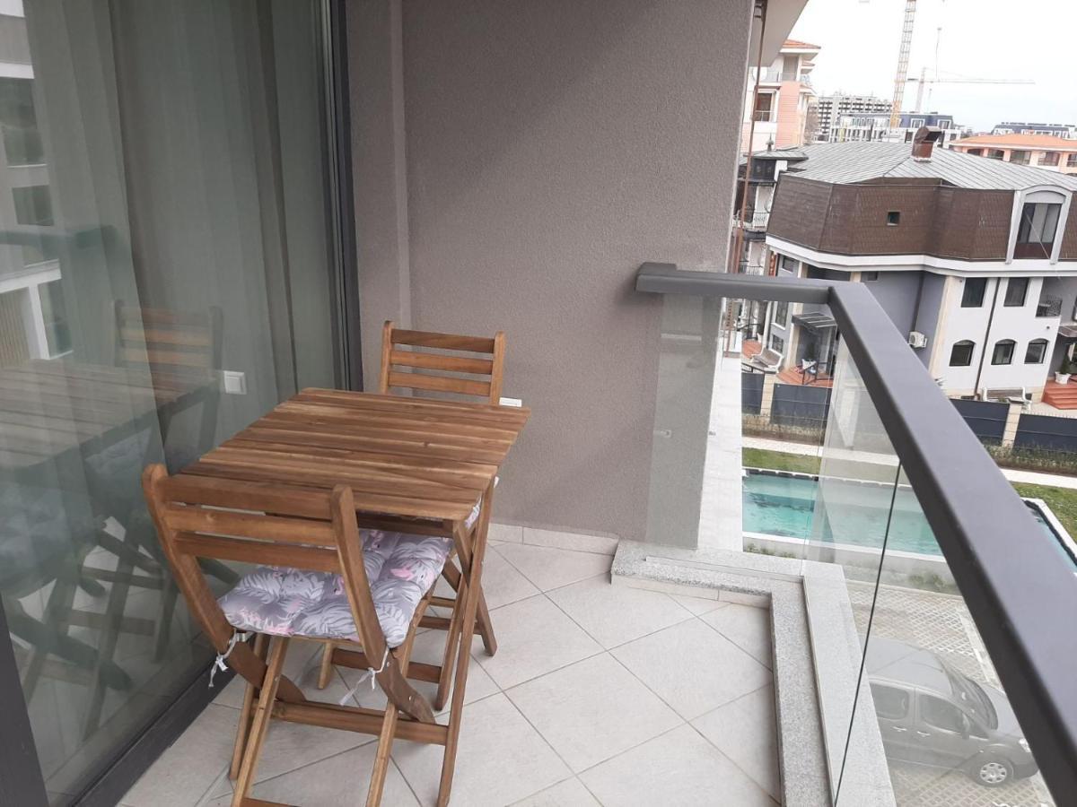 Апаратамент Deluxe1 Apartment Saints Constantine and Helena Ngoại thất bức ảnh