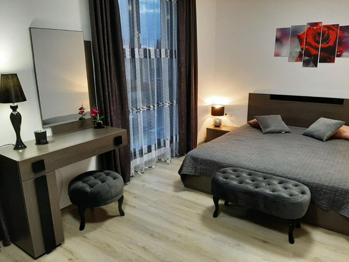 Апаратамент Deluxe1 Apartment Saints Constantine and Helena Ngoại thất bức ảnh