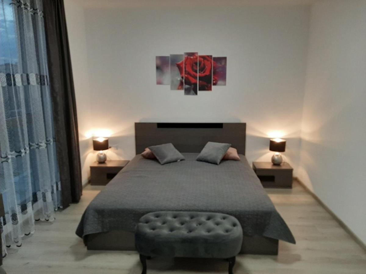 Апаратамент Deluxe1 Apartment Saints Constantine and Helena Ngoại thất bức ảnh