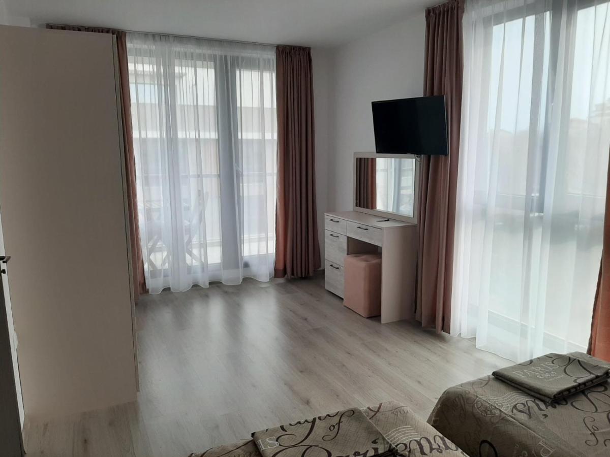 Апаратамент Deluxe1 Apartment Saints Constantine and Helena Ngoại thất bức ảnh