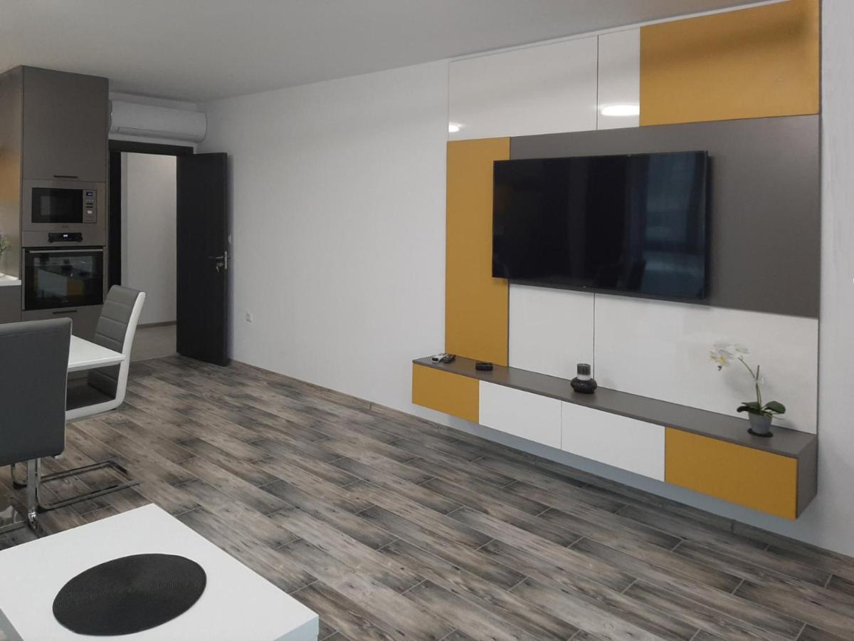 Апаратамент Deluxe1 Apartment Saints Constantine and Helena Ngoại thất bức ảnh