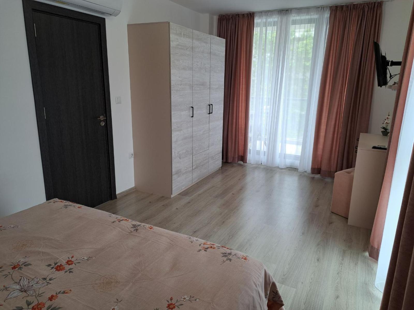 Апаратамент Deluxe1 Apartment Saints Constantine and Helena Ngoại thất bức ảnh