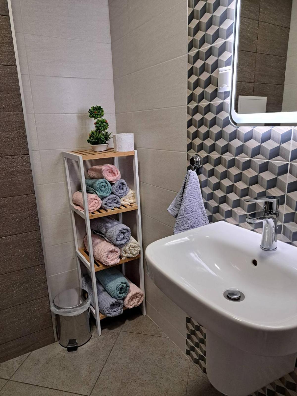 Апаратамент Deluxe1 Apartment Saints Constantine and Helena Ngoại thất bức ảnh
