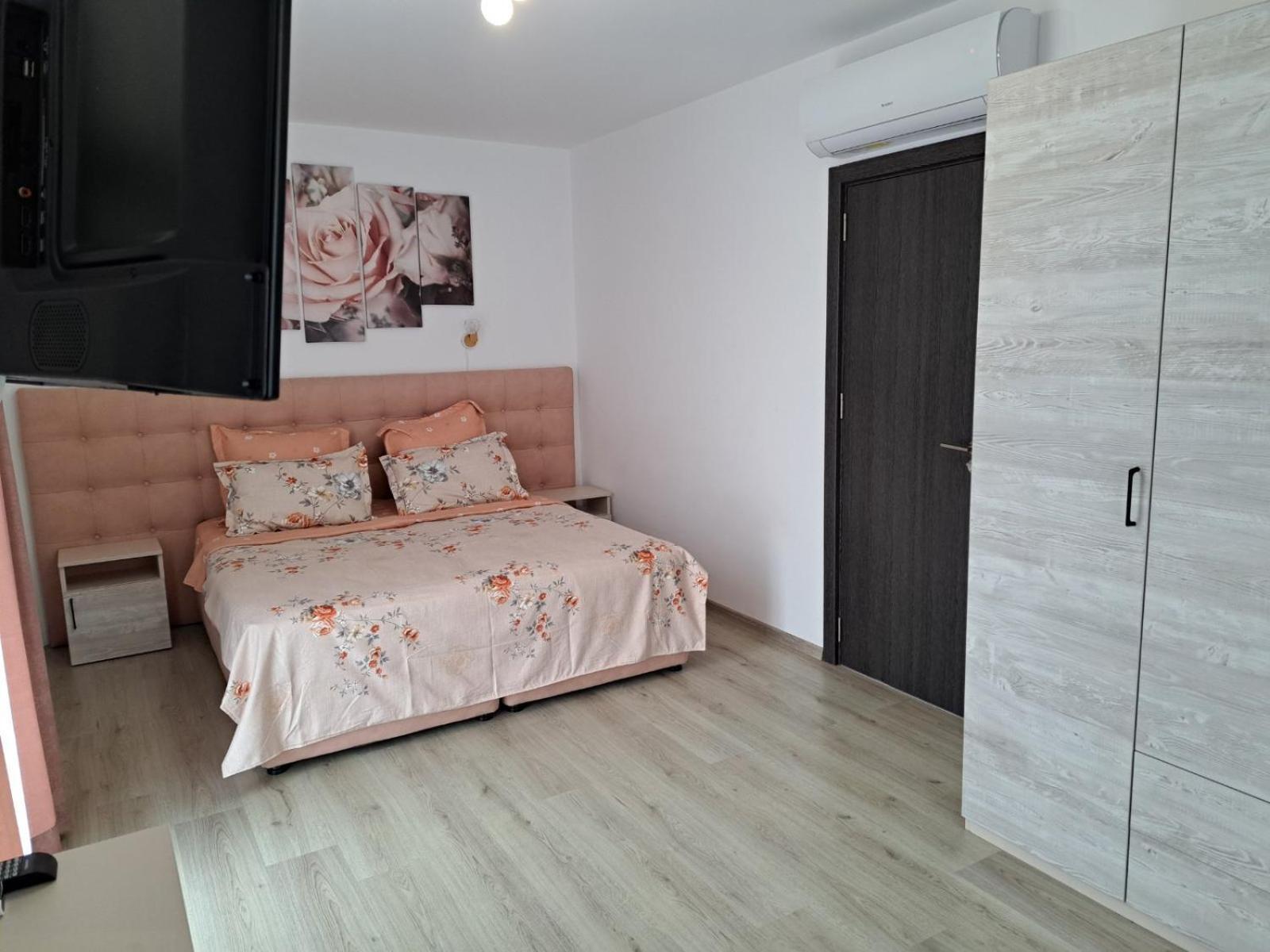 Апаратамент Deluxe1 Apartment Saints Constantine and Helena Ngoại thất bức ảnh