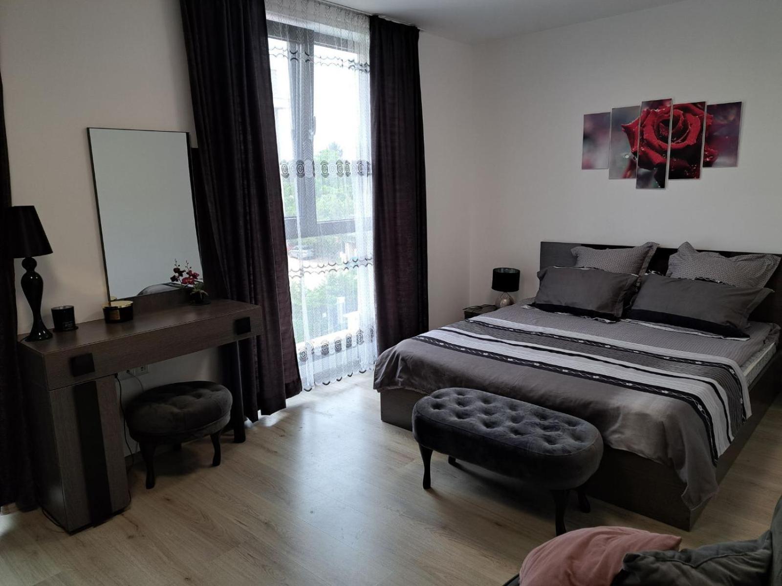 Апаратамент Deluxe1 Apartment Saints Constantine and Helena Ngoại thất bức ảnh