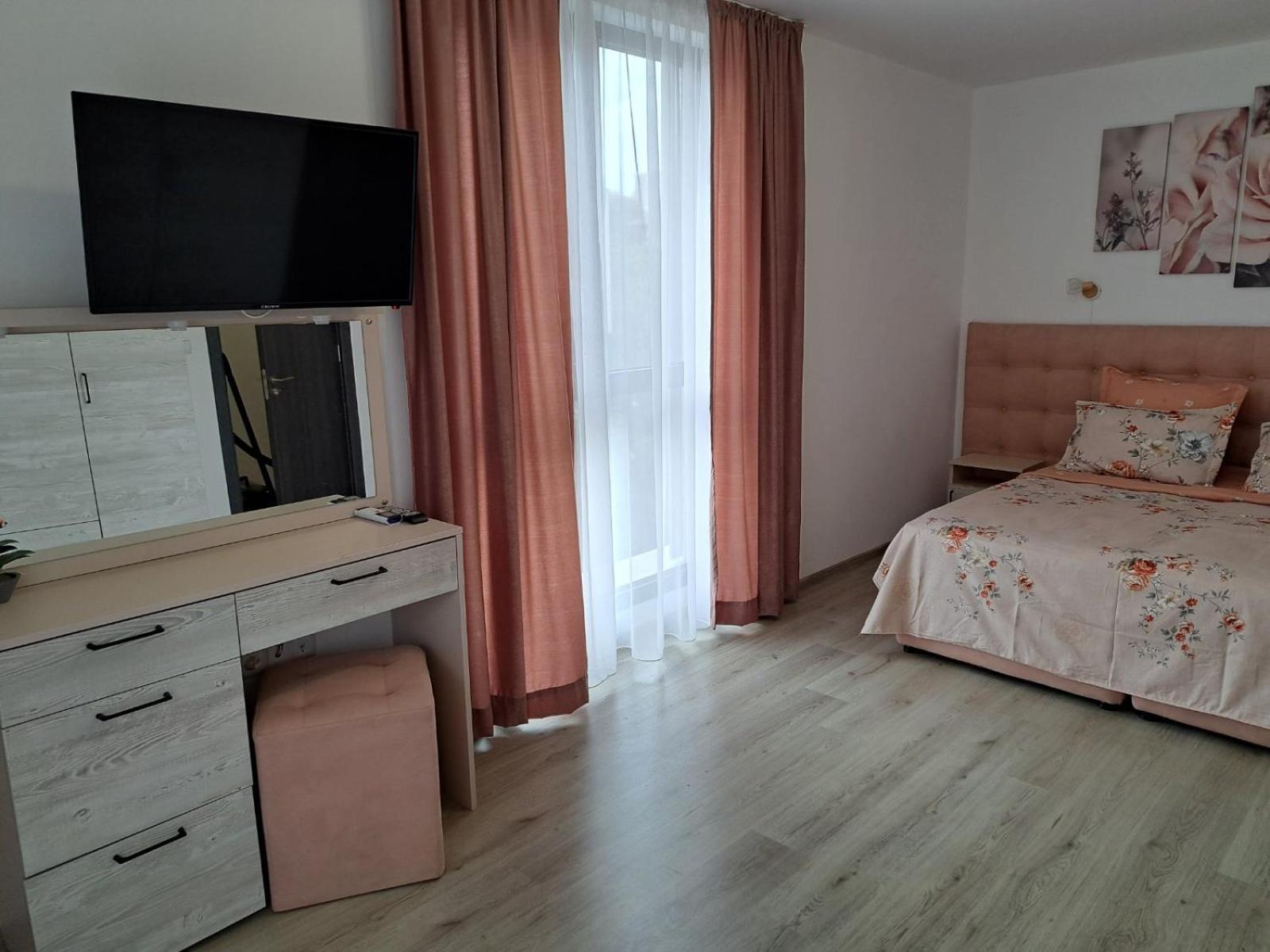 Апаратамент Deluxe1 Apartment Saints Constantine and Helena Ngoại thất bức ảnh