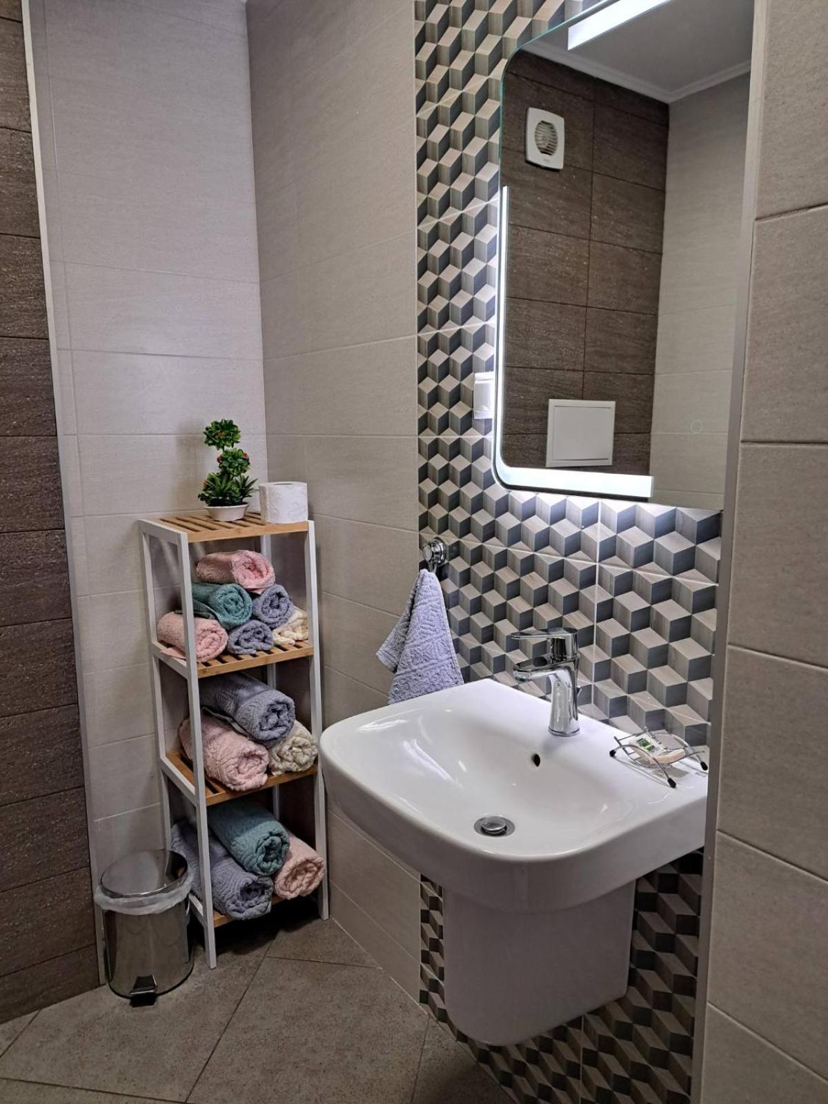 Апаратамент Deluxe1 Apartment Saints Constantine and Helena Ngoại thất bức ảnh