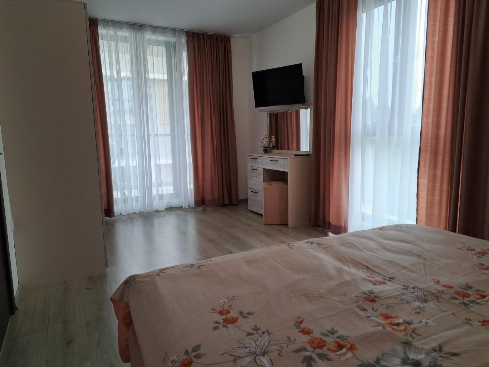 Апаратамент Deluxe1 Apartment Saints Constantine and Helena Ngoại thất bức ảnh
